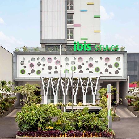 Ibis Styles Malang Hotel Luaran gambar